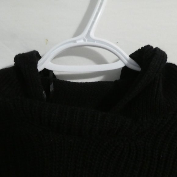 RETROD, medium, hooded striped black and white knit sweater - Picture 10 of 16